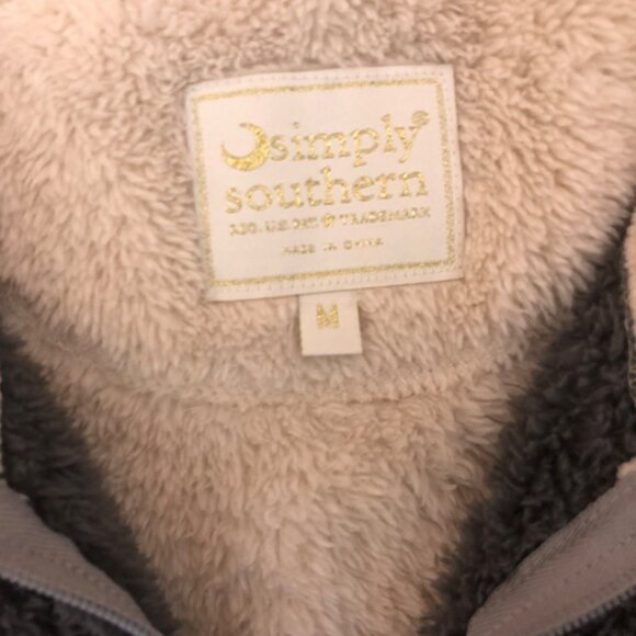 Simply Southern Womens Sz M Fleece 1/4 Zip Kangaroo Pocket Comfy School Outdoor - Picture 4 of 10